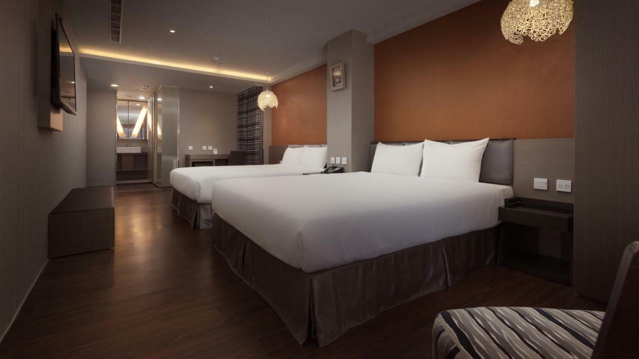 Fine Hotel Kaohsiung Bagian luar foto